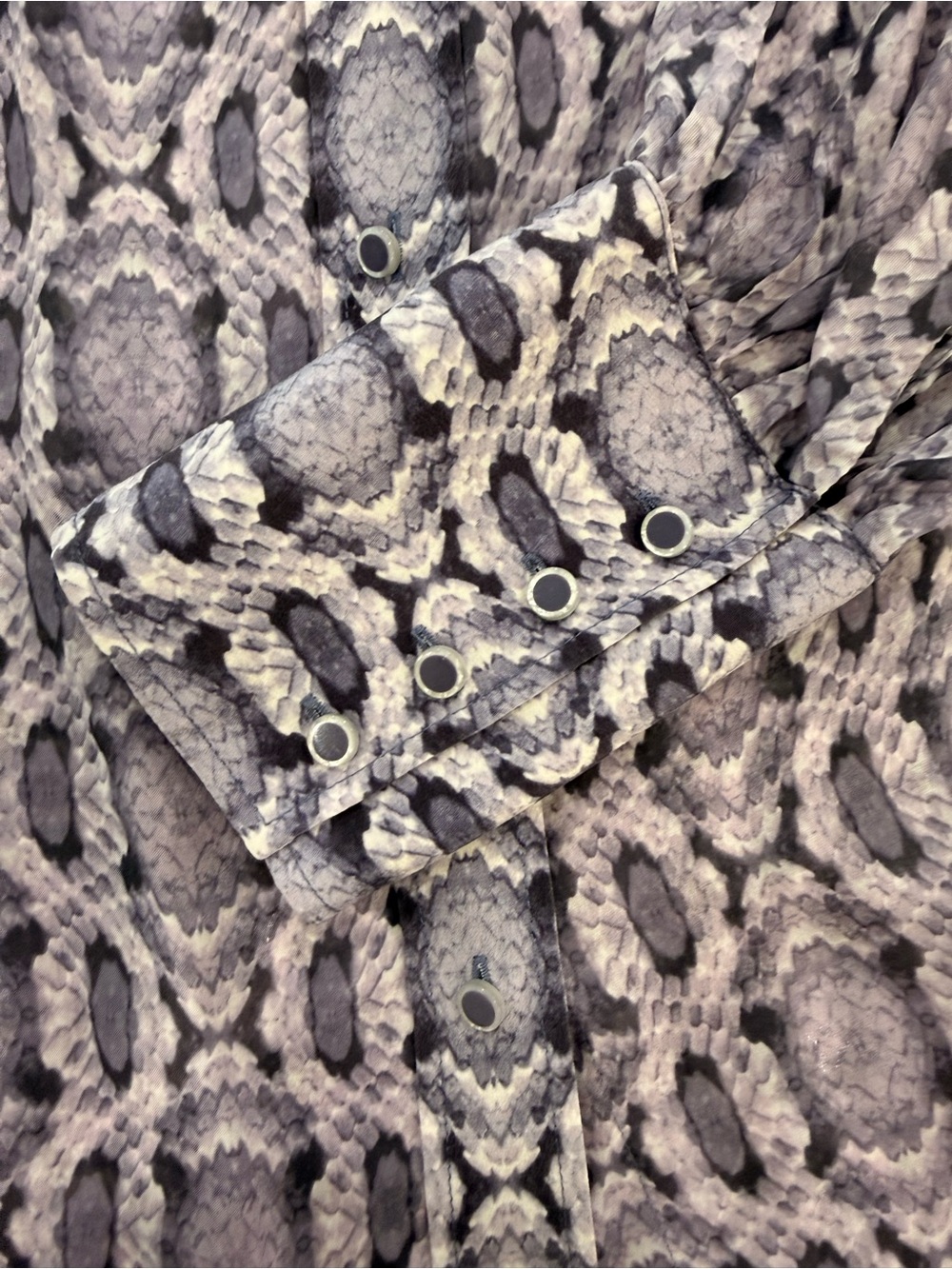 Richard Graham Lavender Snakeskin Print Blouse | Button Front | Size M - Picture 10 of 10